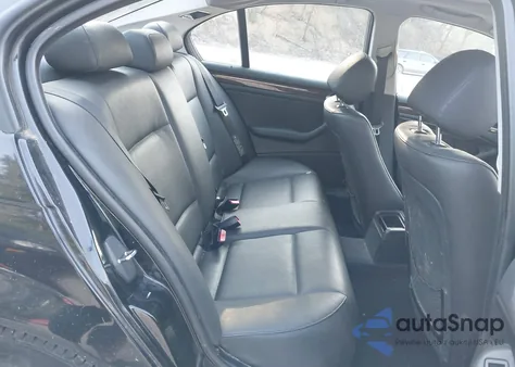 2005 BMW 325 Xi из США, поврежденный, VIN WBAEU33435PF63178